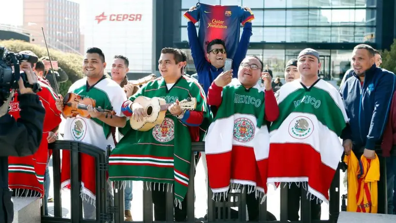 Barça tiene gran recibimiento en Madrid por parte de mexicanos