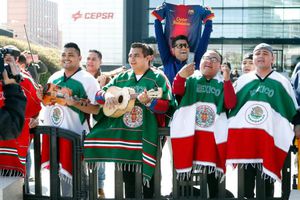 Barça tiene gran recibimiento en Madrid por parte de mexicanos