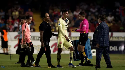 Miguel Herrera descarta que lesión de Edson Álvarez sea grave