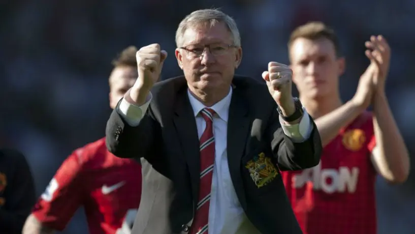 Chicle masticado por Sir Alex Ferguson fue subastado por 456 mil euros