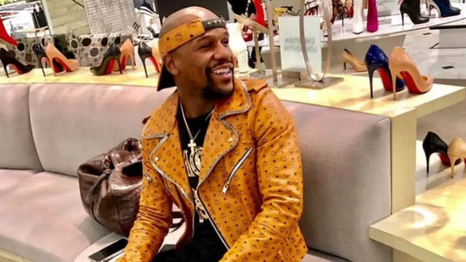 Mayweather protagoniza fuerte discusión en joyería de Miami