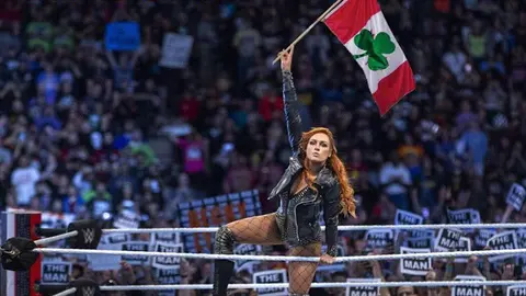 Becky Lynch: 'Natalya es la luchadora con mejor técnica'