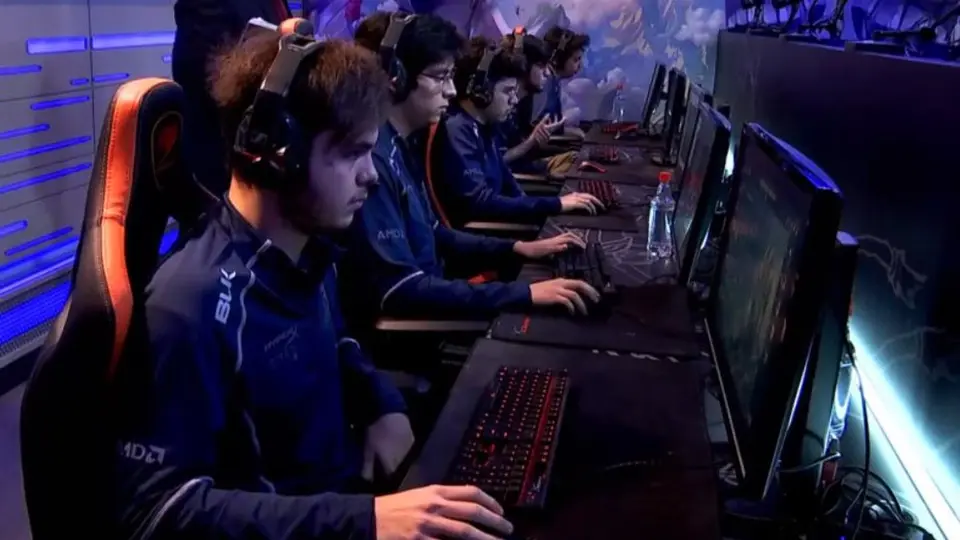 Isurus Gaming domina a Rainbow7 en arranque de LLA