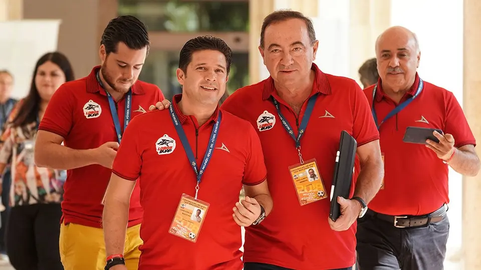 BUAP exige a Mario Mendivil el pago de 360 mdp