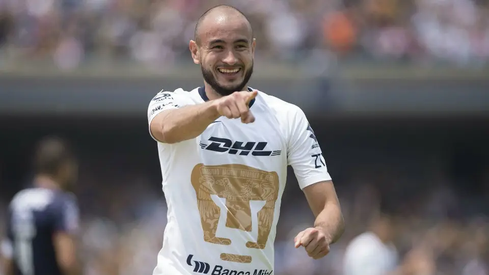Carlos González supera efectividad de Castillo en primer año con Pumas