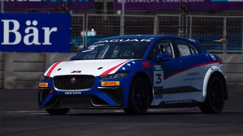 Katherine Legge, primera mujer en conquistar el  i-Pace Jaguar eTrophy