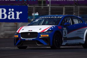 Katherine Legge, primera mujer en conquistar el  i-Pace Jaguar eTrophy