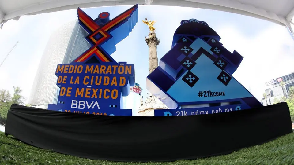 Lanzan playera y medalla para el Medio Maratón de la Ciudad de México