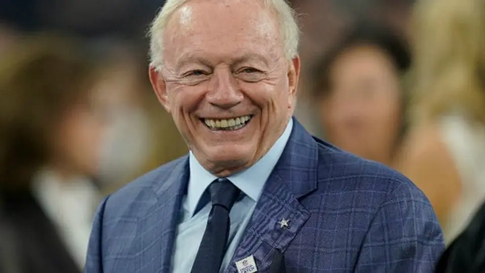 Jerry Jones sorprende y 'limita' las expectativas de los Cowboys: 'Tenemos un largo camino'