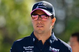 Checo Pérez, a 'renacer' tras parón vacacional de Fórmula 1