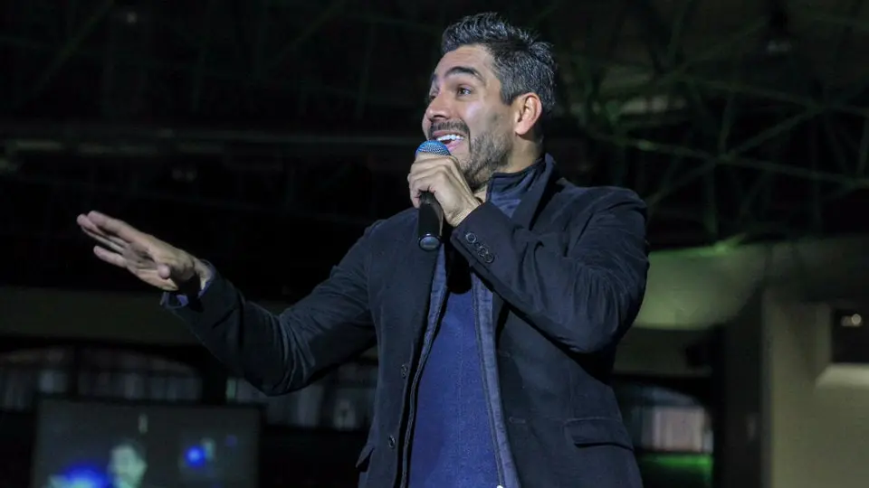 Omar Chaparro dará vida a Pedro Infante en bioserie de Netflix