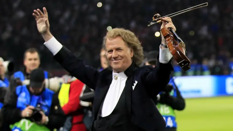 André Rieu, deslumbra en Champions previo Ajax vs Real Madrid