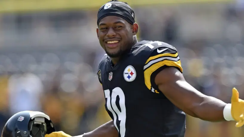 Aquino 'convierte' a JuJu Smith-Schuster en fan de Tigres