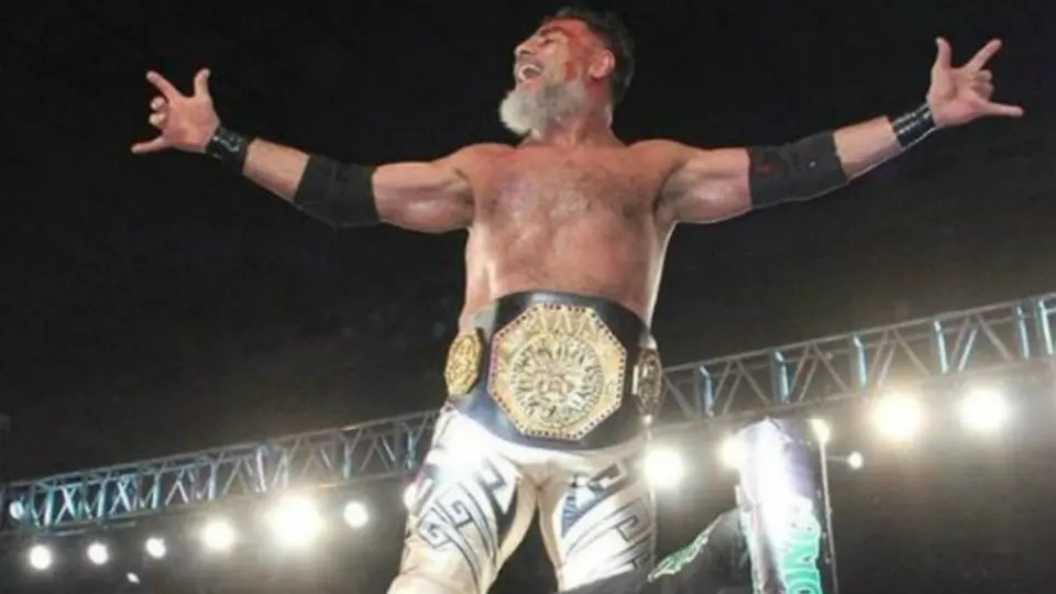 Dr. Wagner Jr.: 'No me voy a retirar hasta arrancarle la máscara a Blue Demon Jr.'