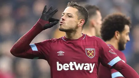 Chicharito Hernández anota vs Brighton su primer gol de la temporada 