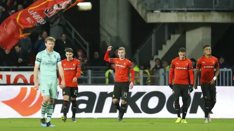 Arsenal, con un pie fuera de Europa League tras contra Rennes