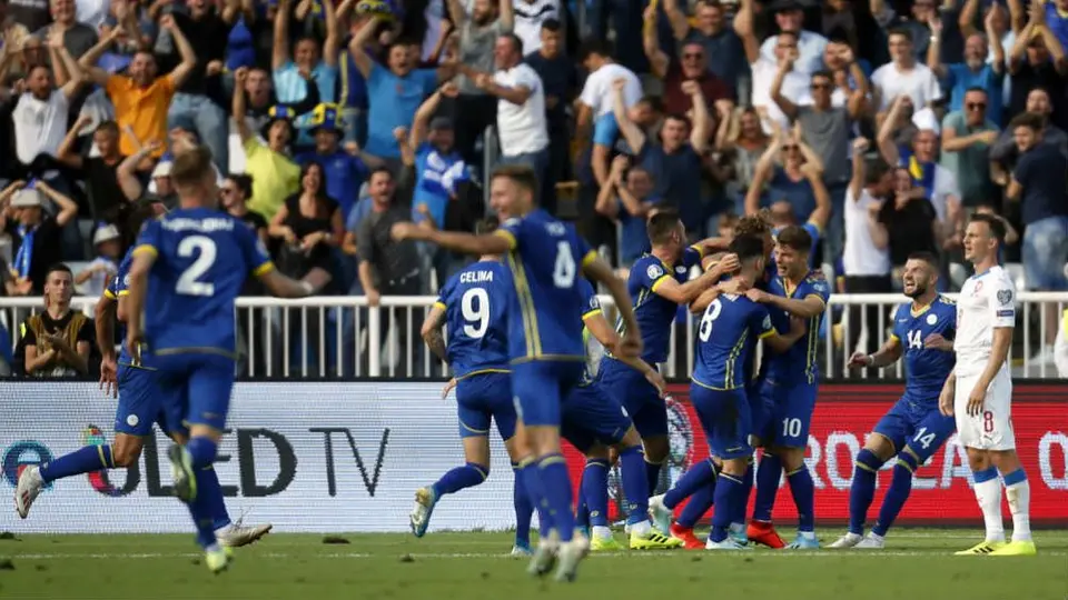 Kosovo aspira con firmeza a Euro 2020 con remontada a República Checa