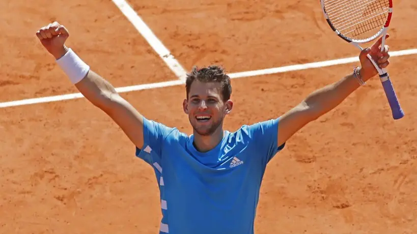 Thiem cortó racha a Djokovic y es finalista de Roland Garros