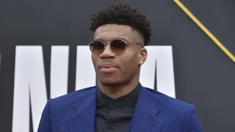 Giannis Antetokounmpo fue nombrado MVP de la NBA