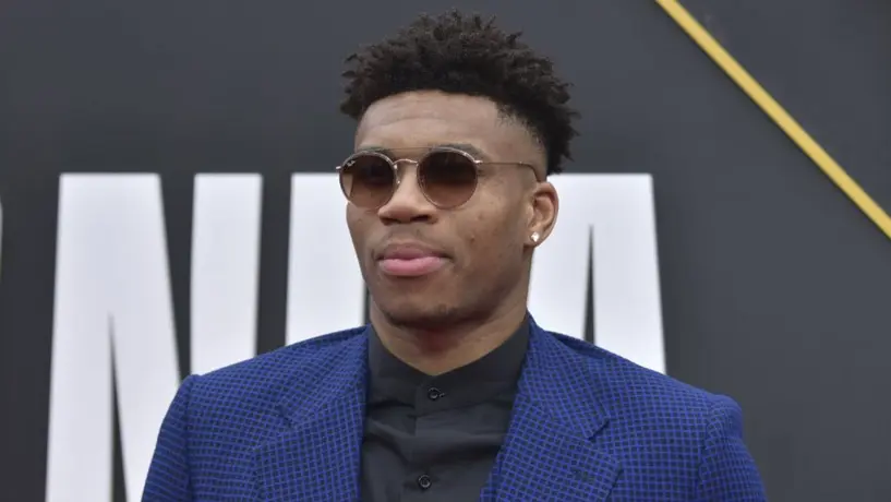 Giannis Antetokounmpo fue nombrado MVP de la NBA
