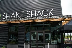 Shake Shack inaugura su primera sucursal en México