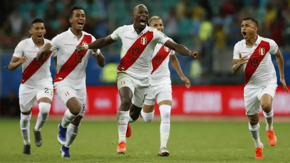 Perú, último invitado a 'Semis' de Copa América tras eliminar a Uruguay