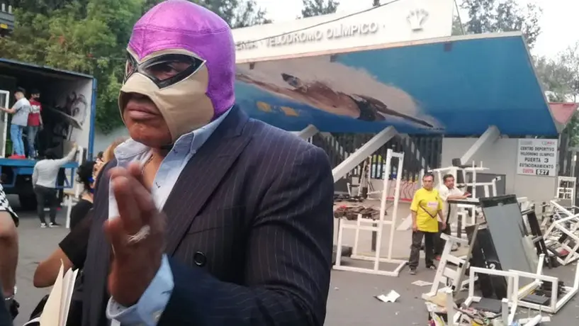 Desalojan gimnasio del Comisionado de Lucha Libre el Fantasma