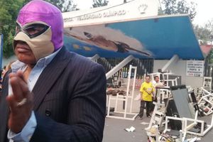 Desalojan gimnasio del Comisionado de Lucha Libre el Fantasma