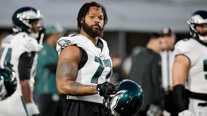 Patriots adquiere a Michael Bennett y pierden a dos titulares