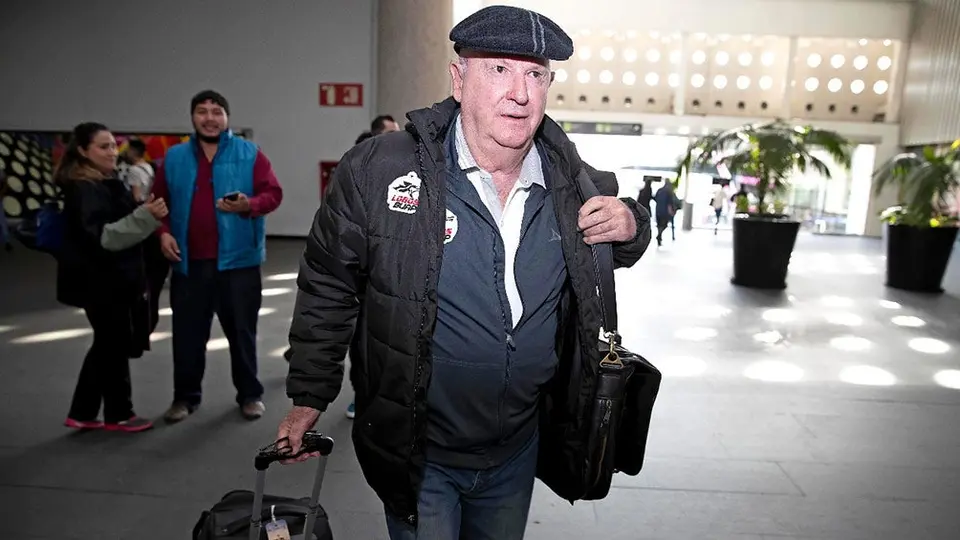 Manuel Lapuente, en contra de que Martino convoque naturalizados