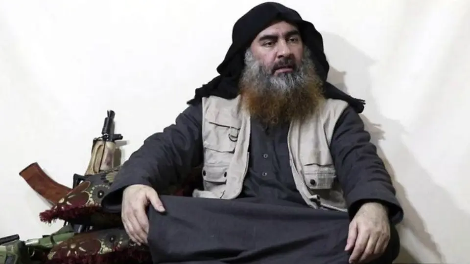 Líder de ISIS reaparece en video y jura que una larga batalla está por venir