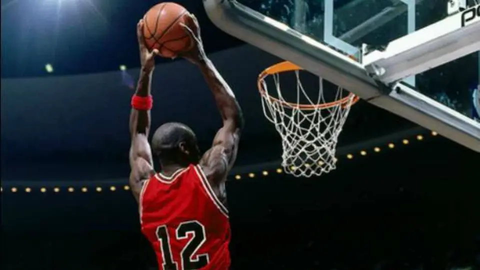 El día que Michael Jordan jugó con el número 12