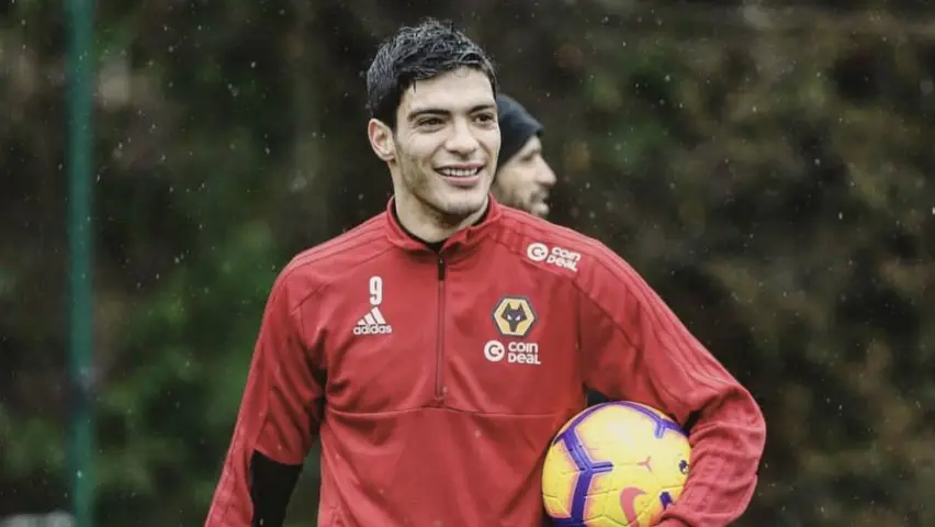 Raúl Jiménez durante un entrenamiento con el Wolverhampton | TWITTER @RAUL_JIMENEZ9