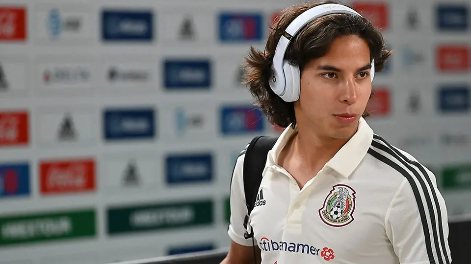 Diego Lainez llega a Polonia para el Mundial Sub 20