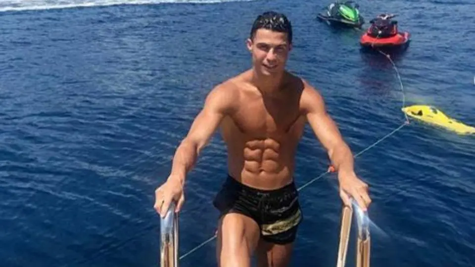 Cristiano se lució con propina en el hotel donde se hospedó