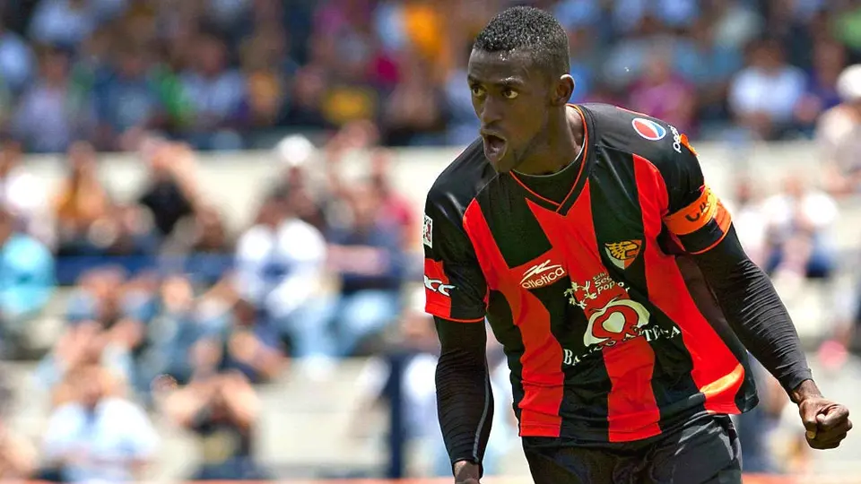 Querétaro busca el regreso de Jackson Martínez a la Liga MX