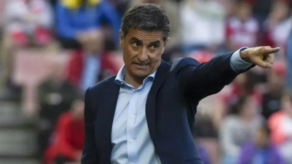 Míchel González mantiene racha perfecta en debuts fuera de España