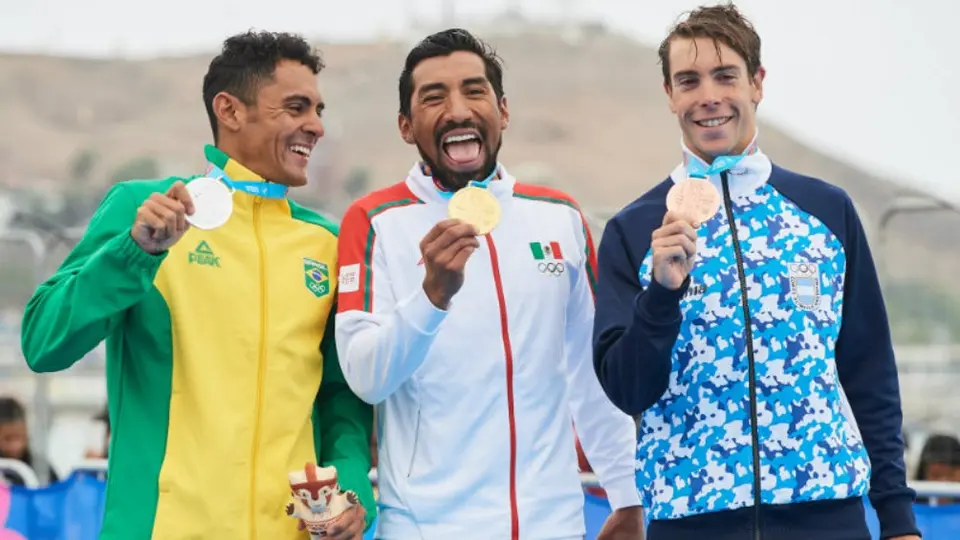 AMLO festejó primeras medallas de México en Juegos Panamericanos Lima 2019