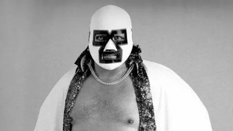 Murió Dr. Karonte, exluchador y padre de Carístico