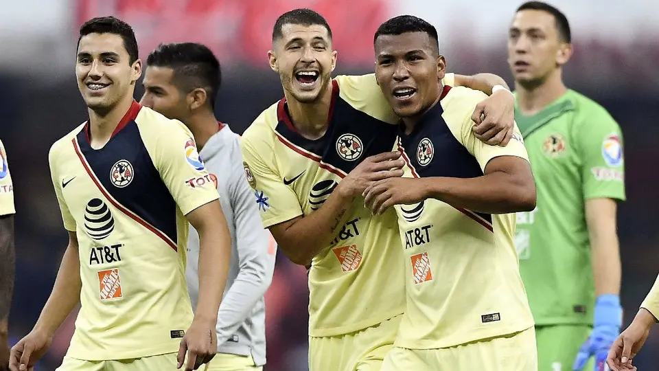 Nike sigue inspirándose en diseño de Adidas para uniforme de América