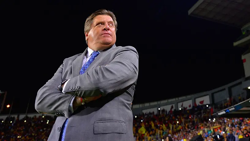 Miguel Herrera causa furor en visita al Museo Franz Mayer