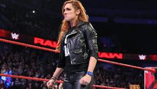 Becky Lynch se perderá WrestleMania 35 por suspensión