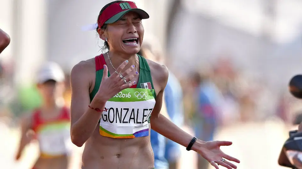Defensa de Lupita González 'culpa' a tacos al pastor por doping