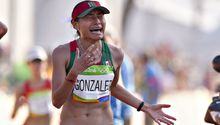 Defensa de Lupita González 'culpa' a tacos al pastor por doping