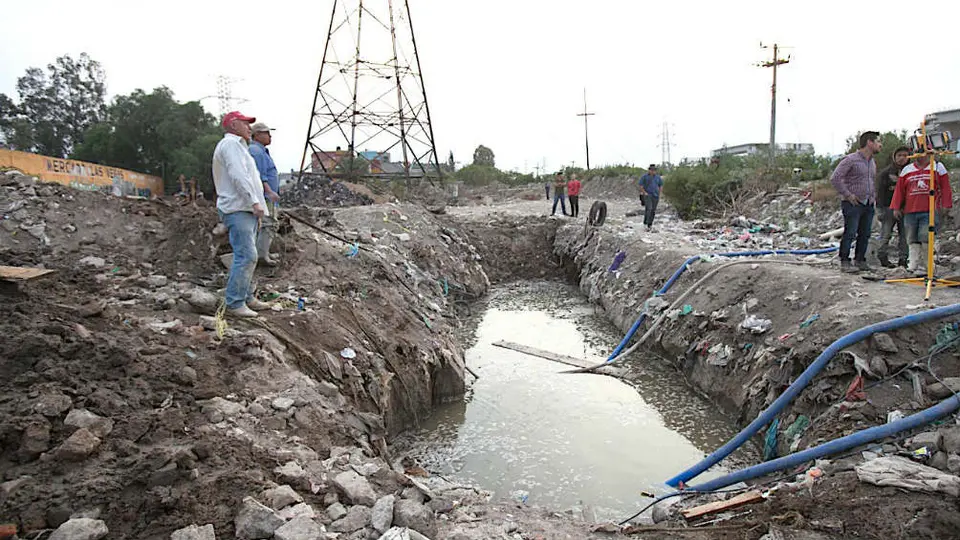 Fuga de agua, detectada después de nueve años en Ecatepec