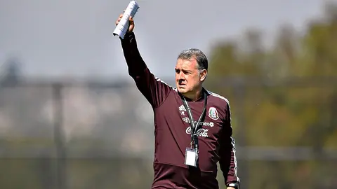 Martino, técnico 26 que debuta con triunfo en el Tri