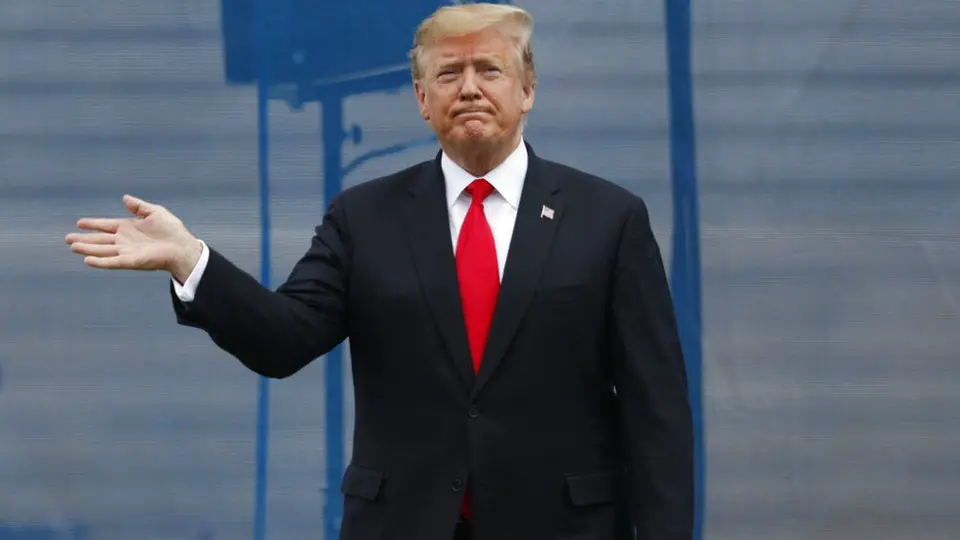 Donald Trump continúa con ataque contra México