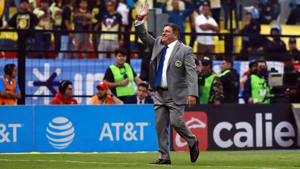 Piojo Herrera no descarta dirigir en la MLS
