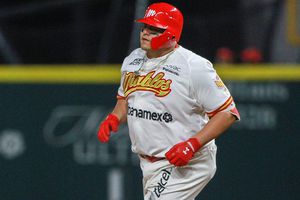 Leones de Yucatán, a cuidarse del 'bat explosivo' de Japhet Amador