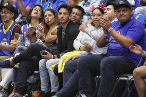 Ángel Reyna, presente en el Capitanes vs Soles 